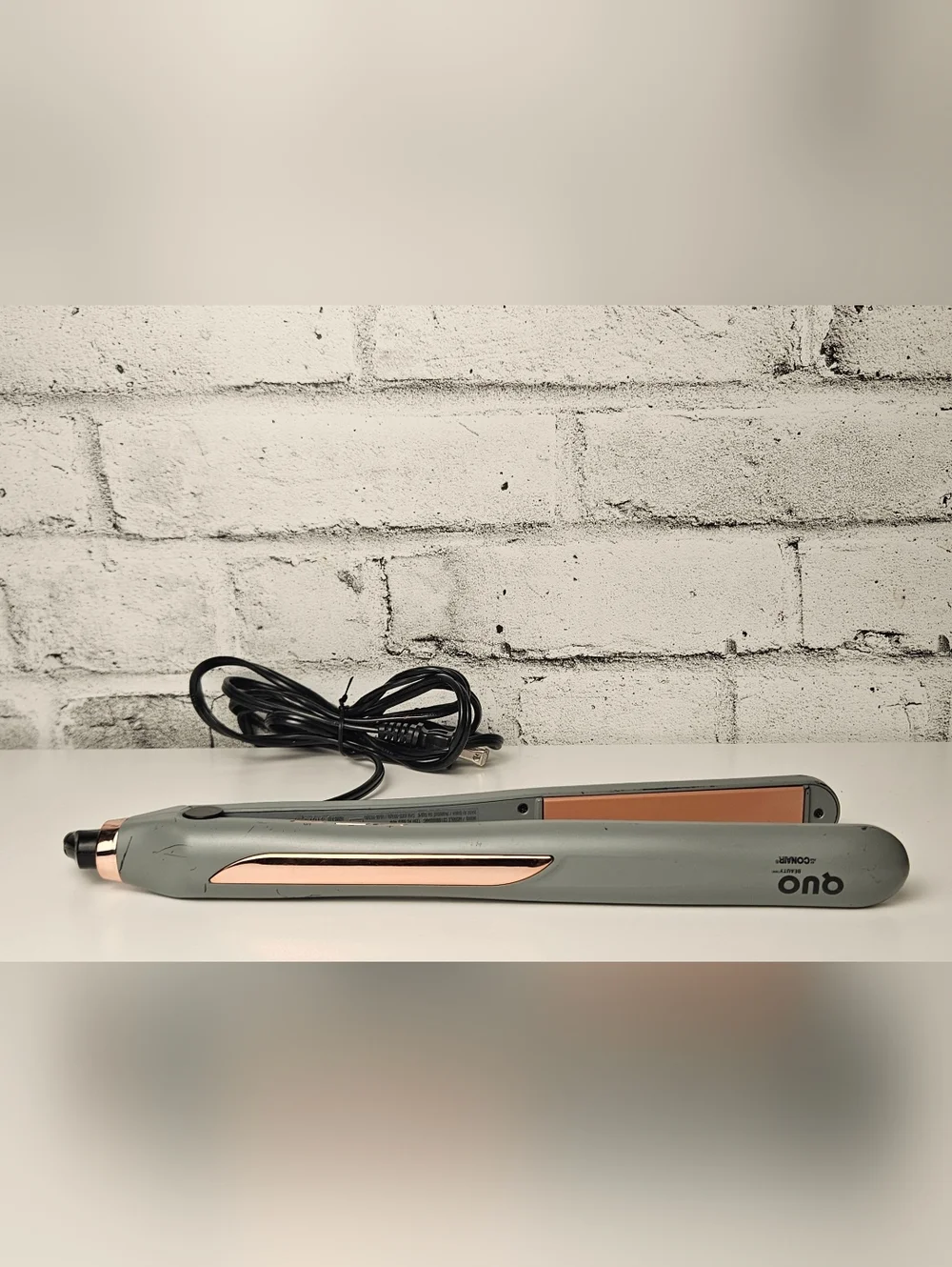 QUO by Conair Ceramic Hair Straightener Flat Iron Adjustable Heat - Picture 6 of 8